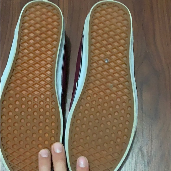 Men’s Vans sz 10 color maroon - Picture 3 of 5